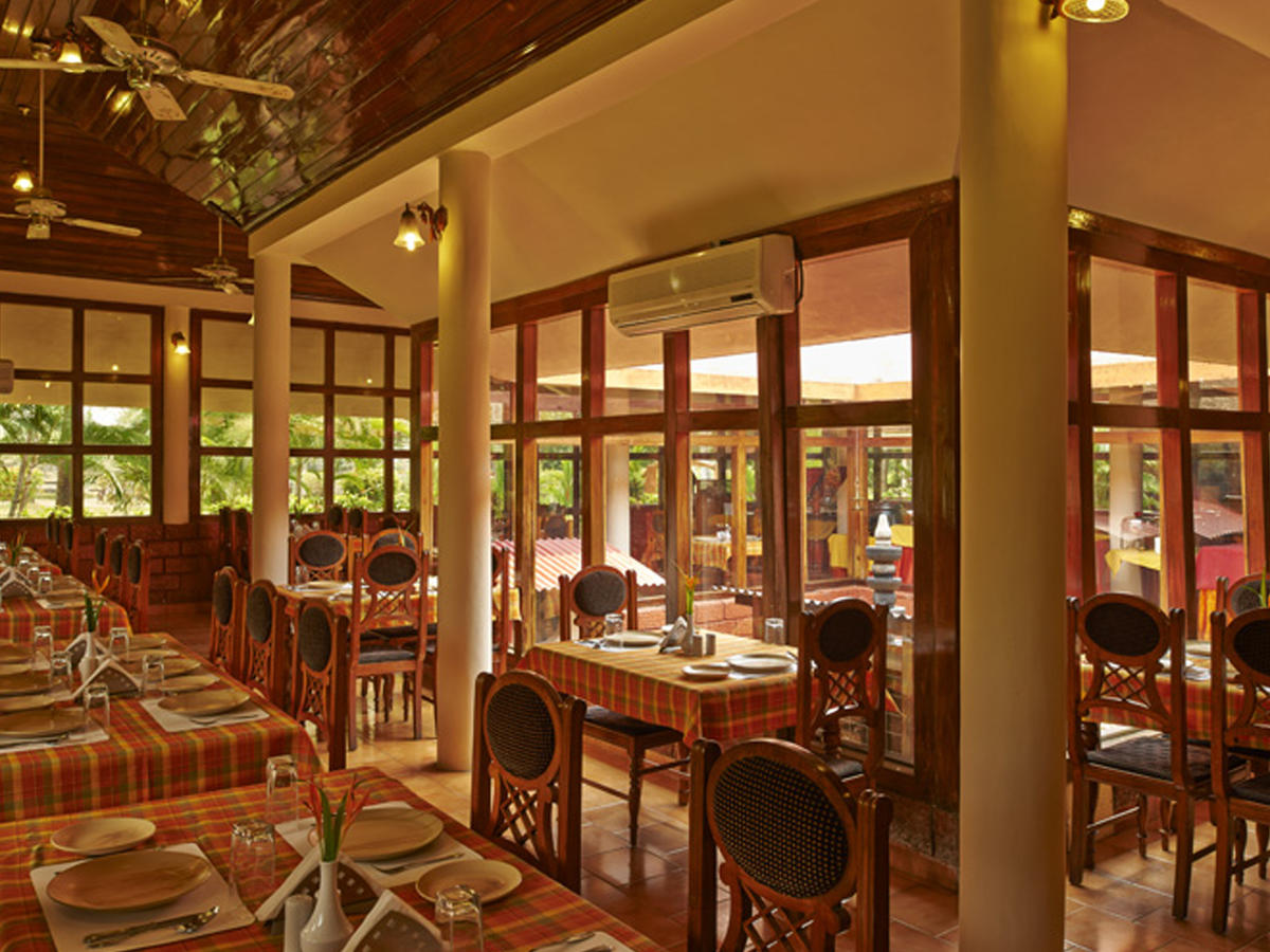 Club Mahindra Kumarakom Resort Kumarakom Restaurant